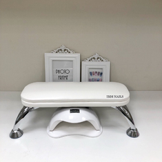 IBDI NAILS Подставка д/маникюра WHITE